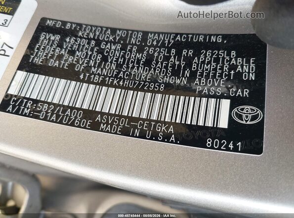 4T1BF1FK4HU772958 2017 TOYOTA CAMRY Beige Widok komory silnika