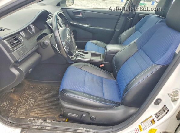 4T1BF1FK5GU172416 2016 TOYOTA CAMRY White Вид салону спереду