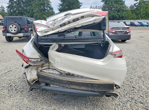 4T1BF1FK5GU172416 2016 TOYOTA CAMRY White Вид ззаду