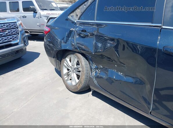 4T1BF1FK5GU207696 2016 TOYOTA CAMRY Black Widok z przodu