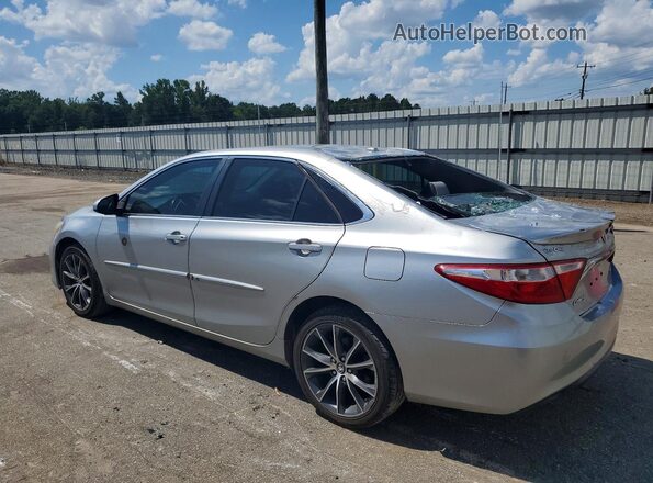 4T1BF1FK5GU229245 2016 TOYOTA CAMRY Silver Tył lewy