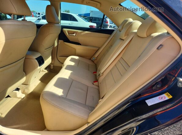 4T1BF1FK5GU603417 2016 TOYOTA CAMRY Black Rear seats view