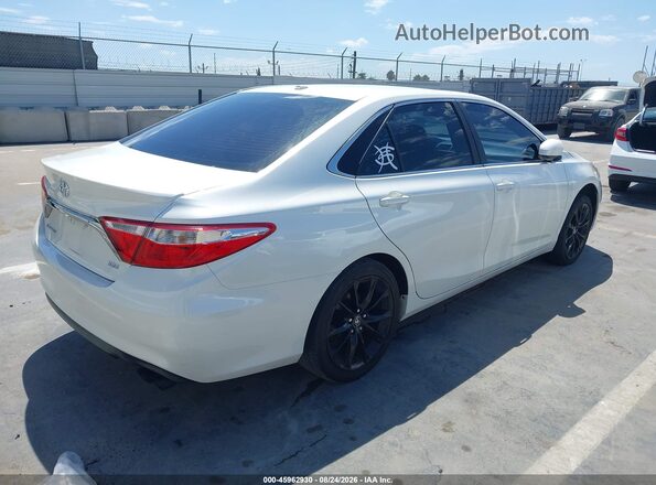 4T1BF1FK6HU292601 2017 TOYOTA CAMRY White Trasero derecho