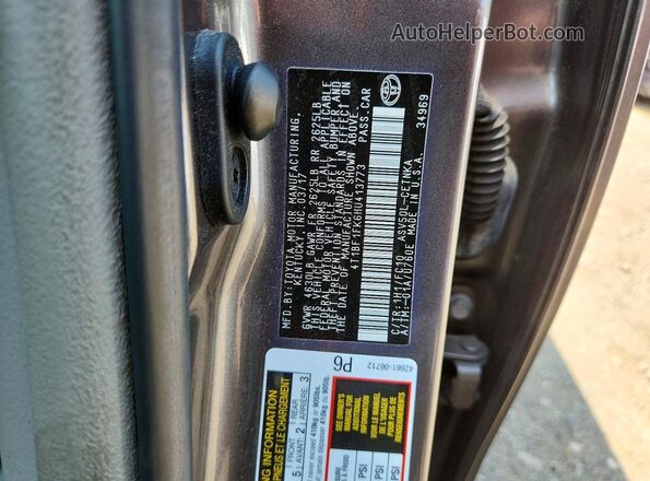 4T1BF1FK6HU413773 2017 TOYOTA CAMRY Gray ძრავის განყოფილების ხედი