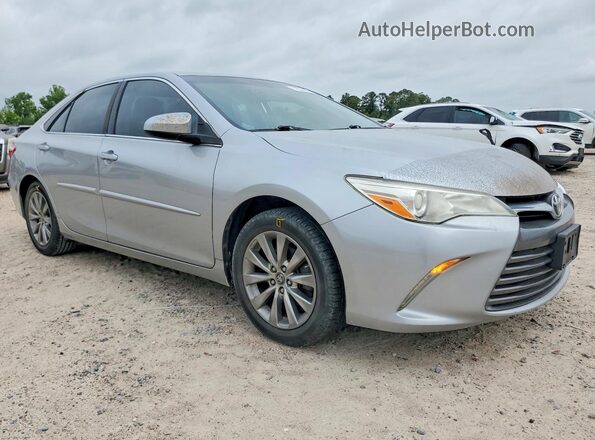 4T1BF1FK6HU625217 2017 TOYOTA CAMRY Silver Առջևի աջ