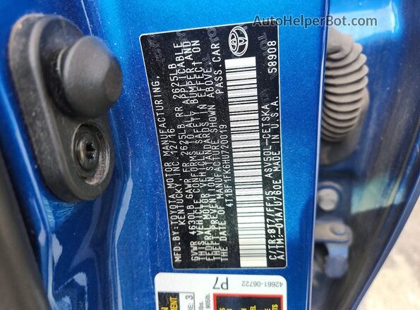 4T1BF1FK6HU720019 2017 TOYOTA CAMRY Blue Vista del compartimento del motor