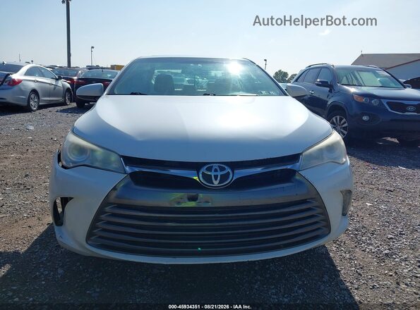 4T1BF1FK6HU782052 2017 TOYOTA CAMRY White Вид щитка приладів