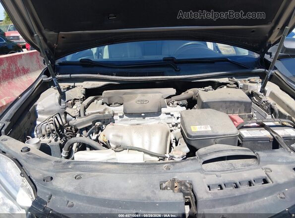 4T1BF1FK7HU377477 2017 TOYOTA CAMRY Gray Widok z tyłu