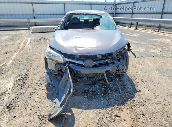 4T1BF1FK7HU438262 2017 TOYOTA CAMRY Gray Front view
