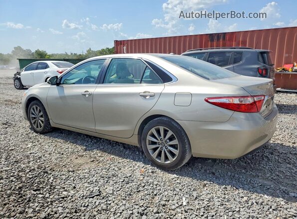 4T1BF1FK7HU704086 2017 TOYOTA CAMRY Желто-коричневый Задняя левая четверть
