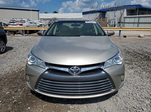 4T1BF1FK7HU704086 2017 TOYOTA CAMRY Желто-коричневый Вид спереди