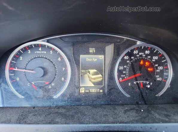 4T1BF1FK7HU754938 2017 TOYOTA CAMRY Silver Instrument cluster view