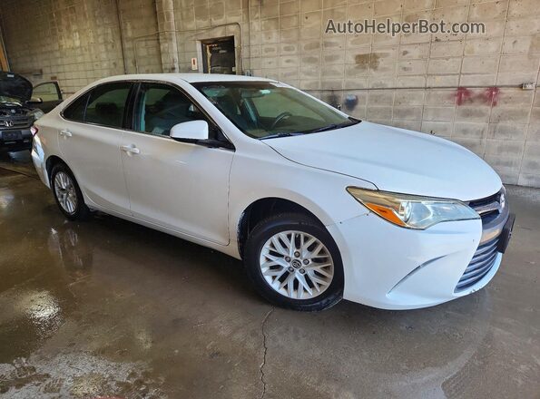 4T1BF1FK8GU159904 2016 TOYOTA CAMRY White Առջևի աջ