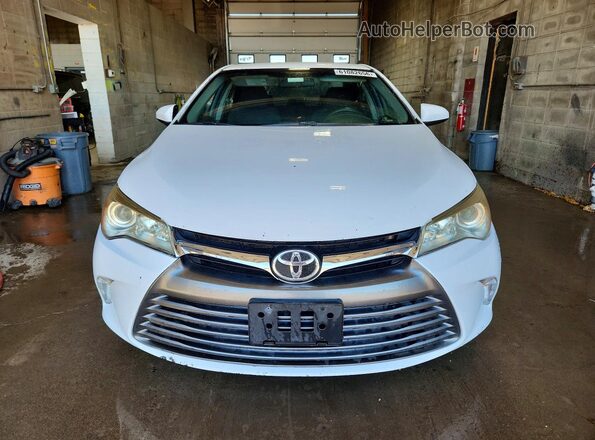 4T1BF1FK8GU159904 2016 TOYOTA CAMRY White Դիմացի տեսք