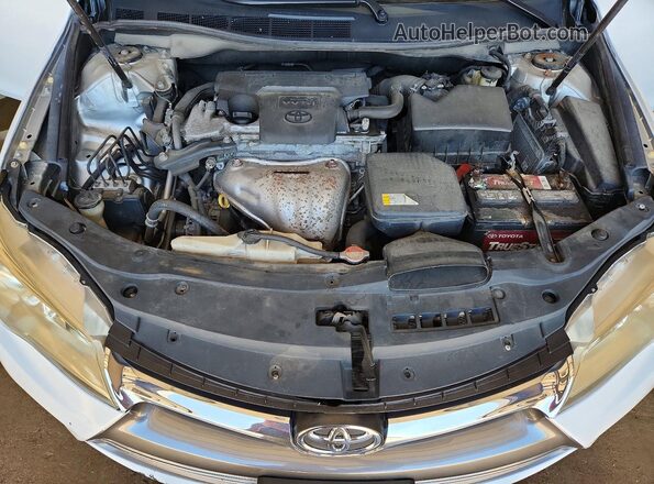 4T1BF1FK8GU159904 2016 TOYOTA CAMRY White Սալոնի հետևի տեսք