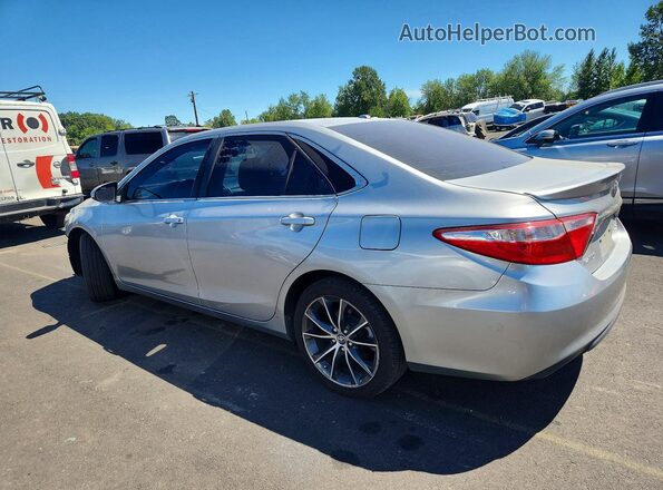4T1BF1FK8GU223522 2016 TOYOTA CAMRY Silver Tył lewy