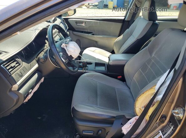 4T1BF1FK8GU234133 2016 TOYOTA CAMRY Gray Widok wnętrza z przodu