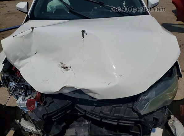 4T1BF1FK8GU580800 2016 TOYOTA CAMRY White Rear interior view