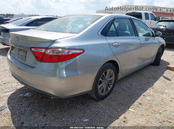 4T1BF1FK8GU596348 2016 TOYOTA CAMRY Silver Trasero derecho