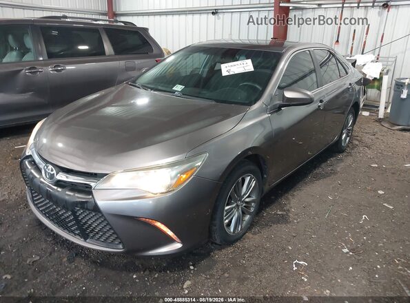 4T1BF1FK8HU344164 2017 TOYOTA CAMRY Gray Առջևի ձախ երեք քառորդ տեսարան