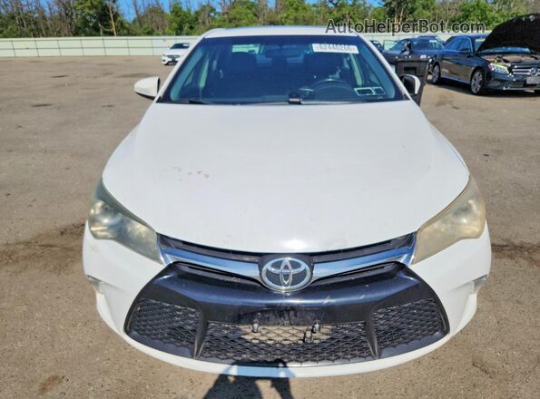 4T1BF1FK8HU627115 2017 TOYOTA CAMRY White Вид спереду