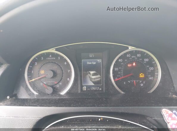 4T1BF1FK8HU640849 2017 TOYOTA CAMRY Blue Вид задніх сидінь