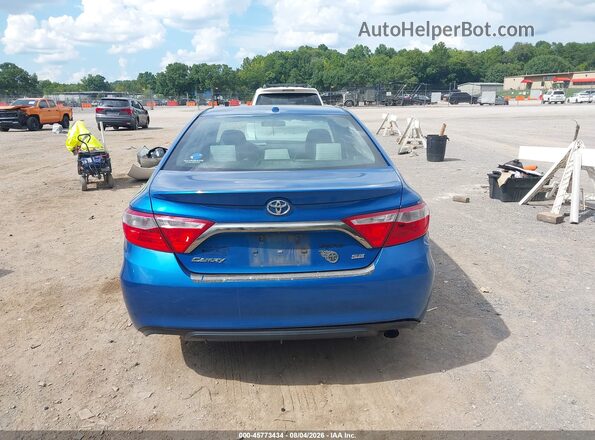 4T1BF1FK8HU640849 2017 TOYOTA CAMRY Blue 