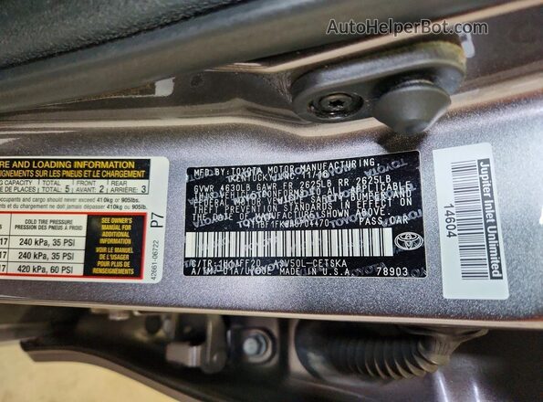 4T1BF1FK8HU704470 2017 TOYOTA CAMRY Gray ძრავის განყოფილების ხედი