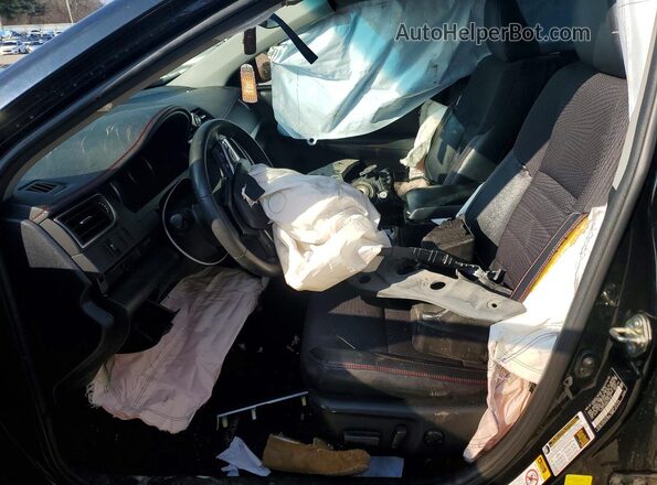 4T1BF1FK8HU718708 2017 TOYOTA CAMRY Black Widok wnętrza z przodu