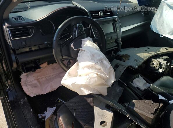 4T1BF1FK8HU718708 2017 TOYOTA CAMRY Black Widok deski rozdzielczej