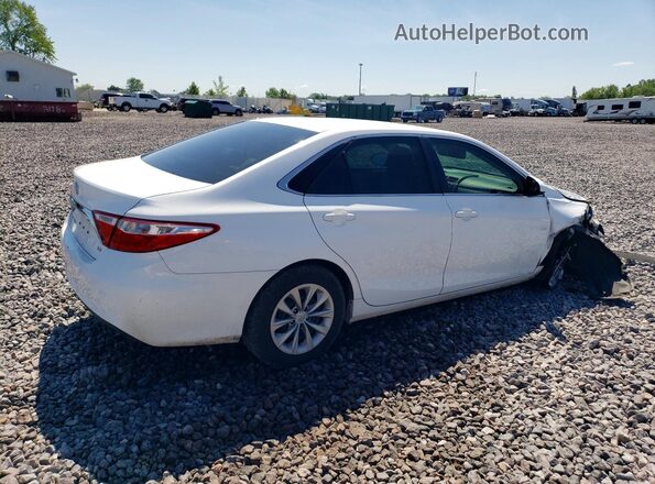 4T1BF1FK9GU120318 2016 TOYOTA CAMRY Белый Задняя правая четверть