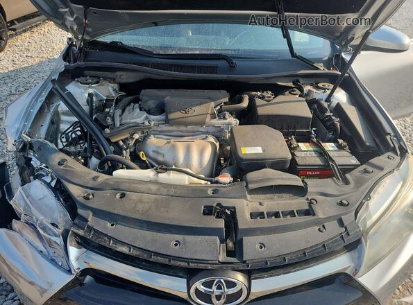 4T1BF1FK9GU603856 2016 TOYOTA CAMRY Серебряный Вид задней части салона