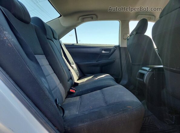 4T1BF1FKXGU226762 2016 TOYOTA CAMRY White Vista de los asientos traseros
