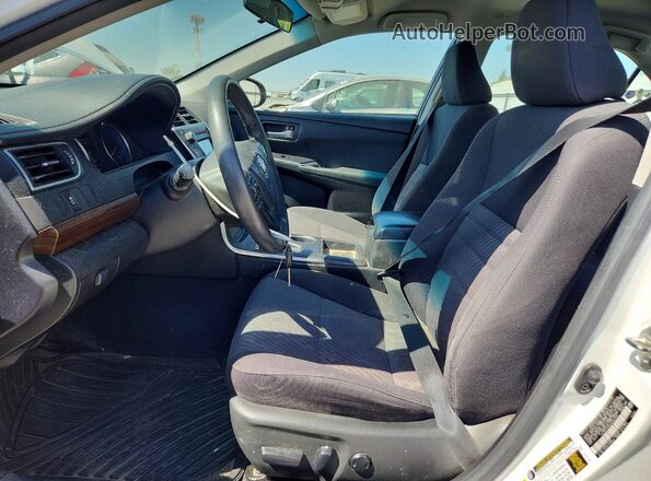 4T1BF1FKXGU226762 2016 TOYOTA CAMRY White Vista interior delantera