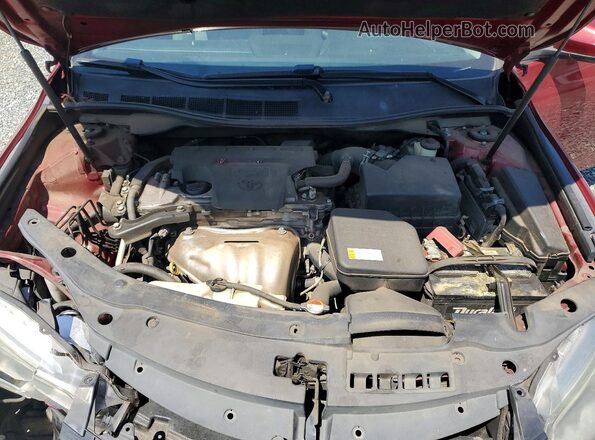 4T1BF1FKXGU533073 2016 TOYOTA CAMRY Maroon Widok wnętrza z tyłu