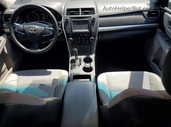 4T1BF1FKXGU533073 2016 TOYOTA CAMRY Maroon Widok deski rozdzielczej