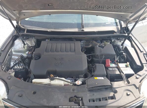 4T1BK1EB0JU278602 2018 TOYOTA AVALON Silver Widok z tyłu