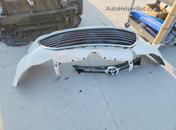 4T1BK1EB5GU242591 2016 TOYOTA AVALON Белый Вид подкапотного пространства