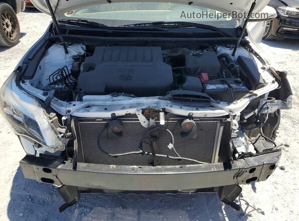 4T1BK1EB5HU264639 2017 TOYOTA AVALON White Rear interior view