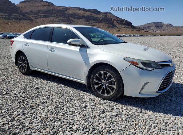 4T1BK1EB9JU269722 2018 TOYOTA AVALON White Передня права чверть