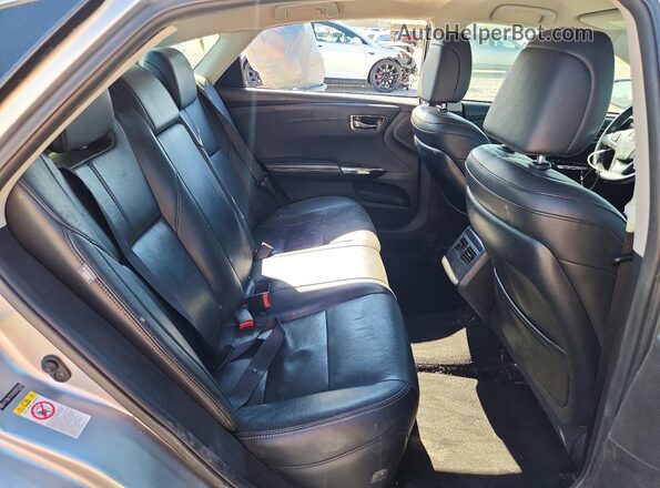 4T1BK1EB9JU280266 2018 TOYOTA AVALON Silver Widok tylnych siedzeń