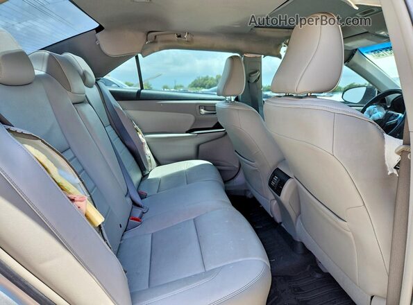 4T1BK1FK8GU575186 2016 TOYOTA CAMRY Серебряный Вид задних сидений