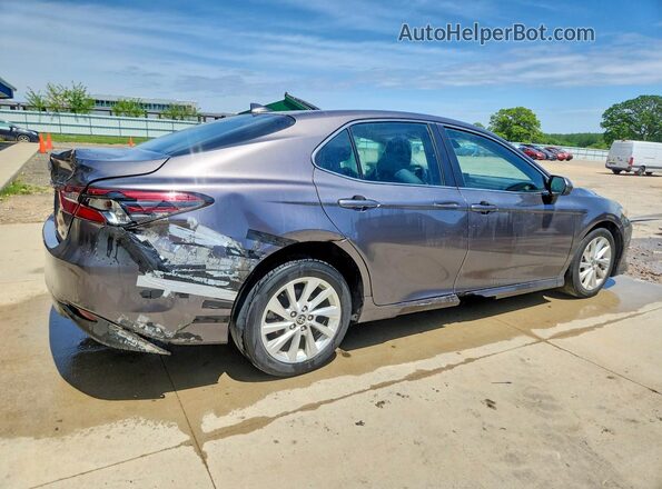 4T1C11AK1MU451383 2021 TOYOTA CAMRY Gray Trasero derecho