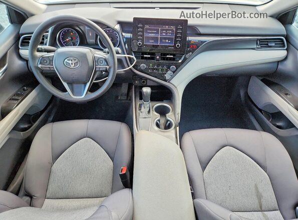 4T1C11AK1MU587254 2021 TOYOTA CAMRY Silver Dashboard view