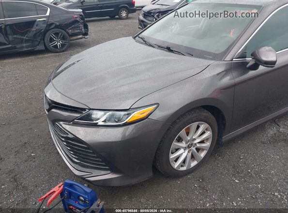 4T1C11AK3LU989937 2020 TOYOTA CAMRY Серый Вид спереди