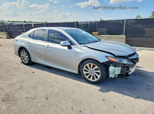 4T1C11AK4MU552028 2021 TOYOTA CAMRY Silver წინა მარჯვენა