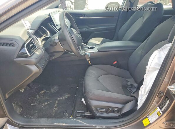4T1C11AK4PU772192 2023 TOYOTA CAMRY Gray წინა სალონის ხედი