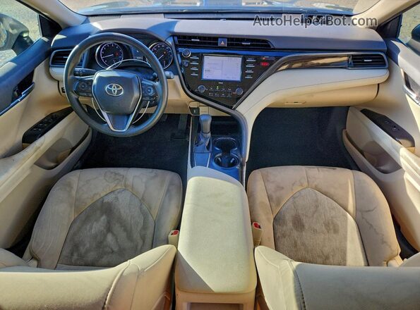 4T1C11AK6LU906887 2020 TOYOTA CAMRY Черный Вид панели приборов
