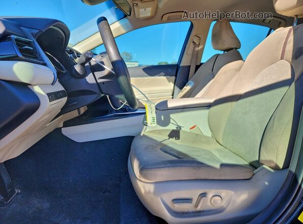 4T1C11AK6LU906887 2020 TOYOTA CAMRY Черный Вид салона спереди