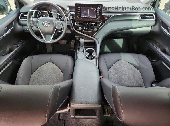 4T1C11AK6MU592367 2021 TOYOTA CAMRY Red Dashboard view